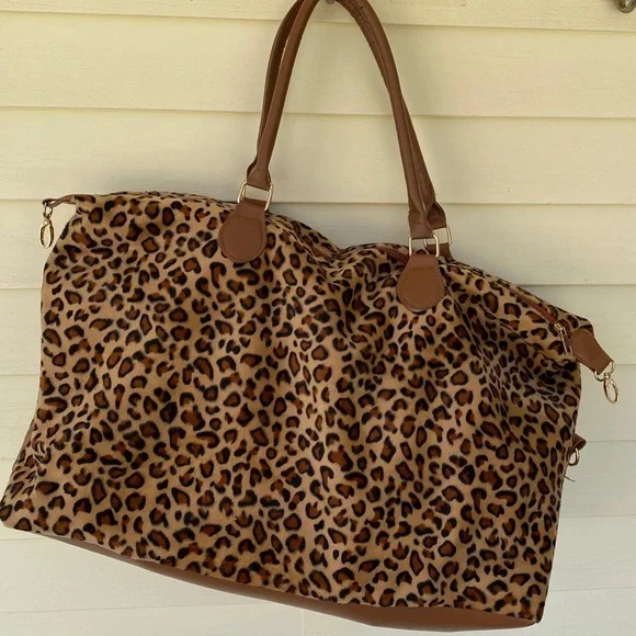 NWOT weekender bag animal print - Picture 2 of 6